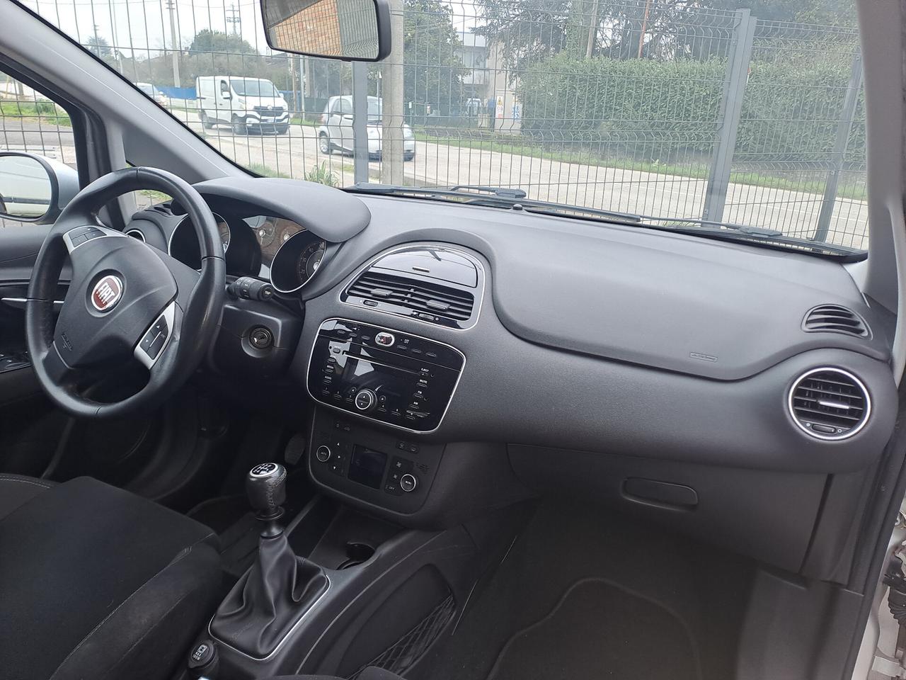 Fiat Punto 1.2 8V 3 porte Lounge -2014