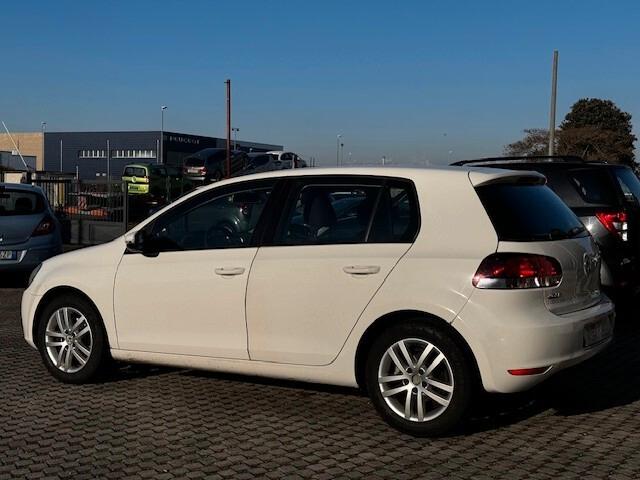 Volkswagen Golf 1.6 TDI DPF 3p. Highline