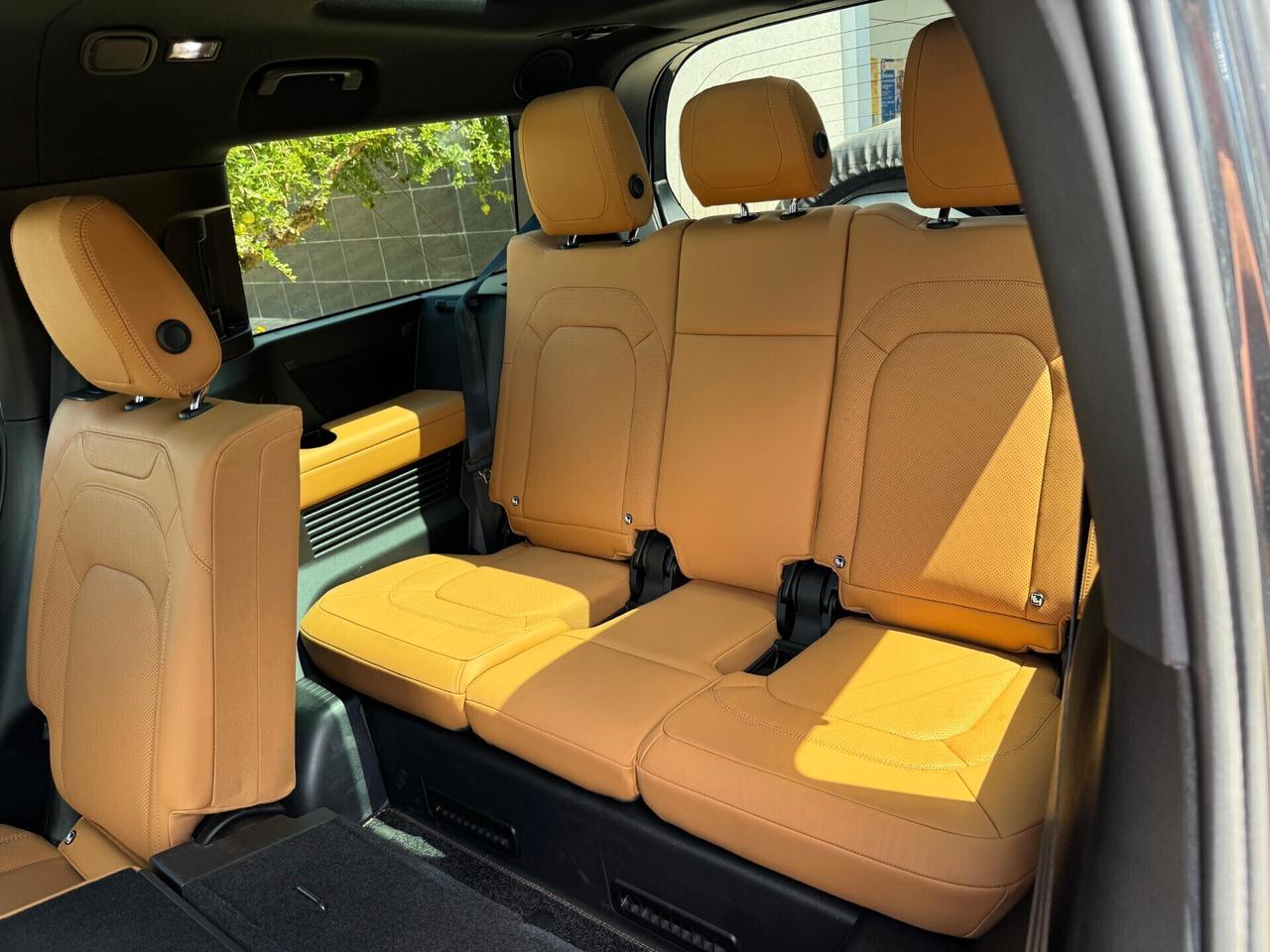 Land Rover Defender 130 5.0 V8 EDITION 500 CV AWD Auto X-Dynamic HSE