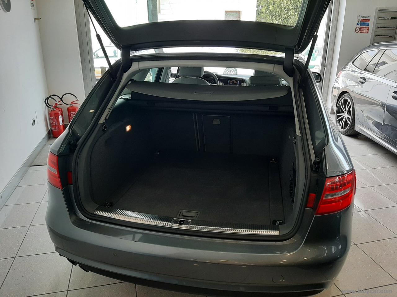 AUDI A4 2.0 TDI 177 CV mult. Business