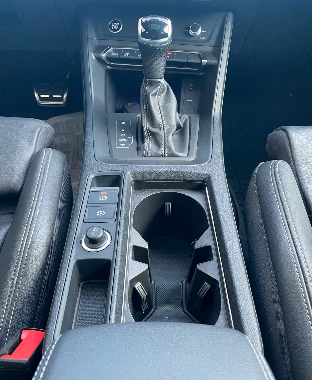 Audi Q3 40 TDI SPB S-line quattro Identity Black