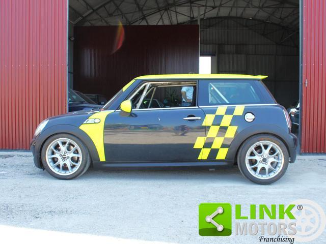 MINI John Cooper Works R56 Racing Pronta gara / Passaporto elettronico