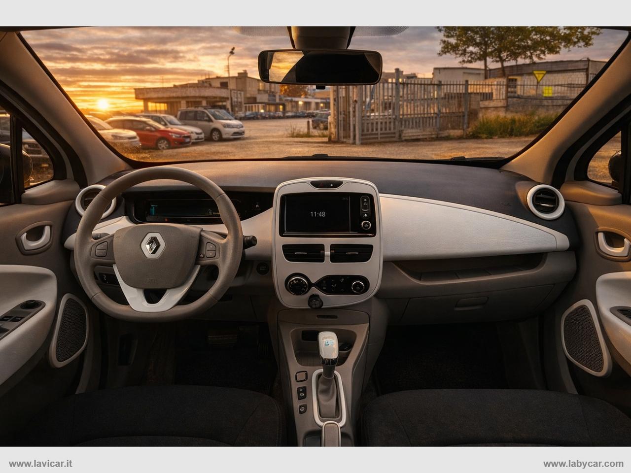 RENAULT ZOE Life Q90