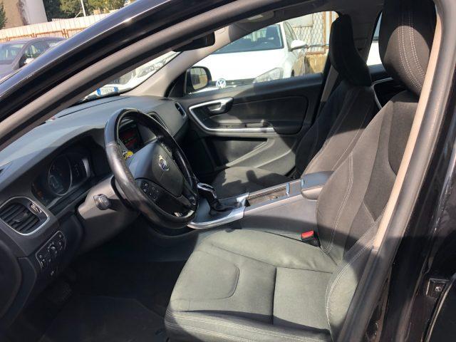 VOLVO V60 D3 Business