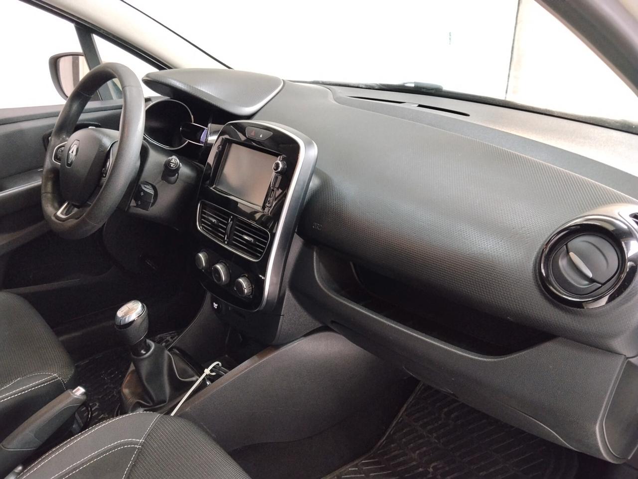 Renault Clio 1.5 diesel 2017 CON GARANZIA