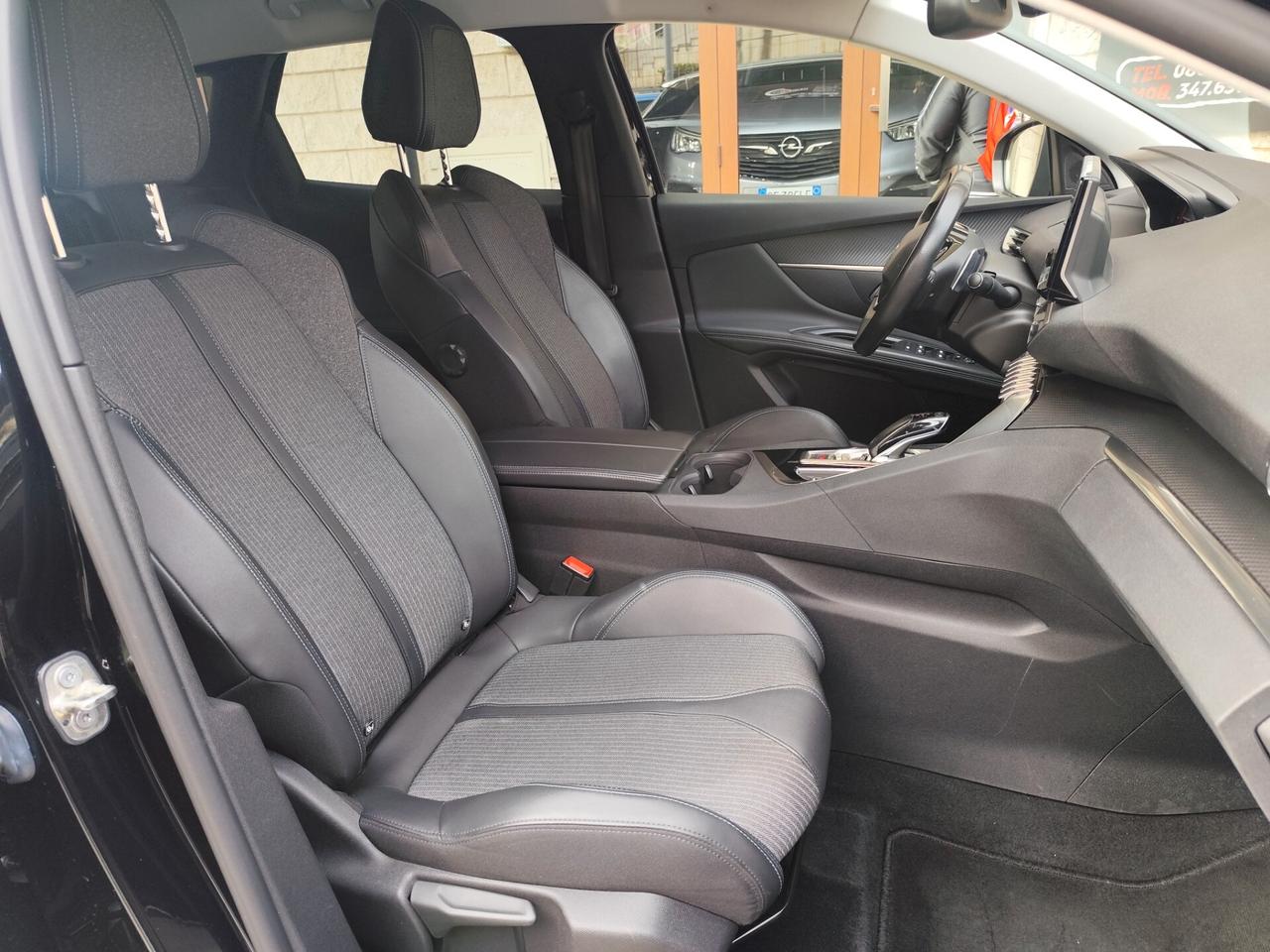 Peugeot 3008 BlueHDi 130CV EAT8 Allure NAVI