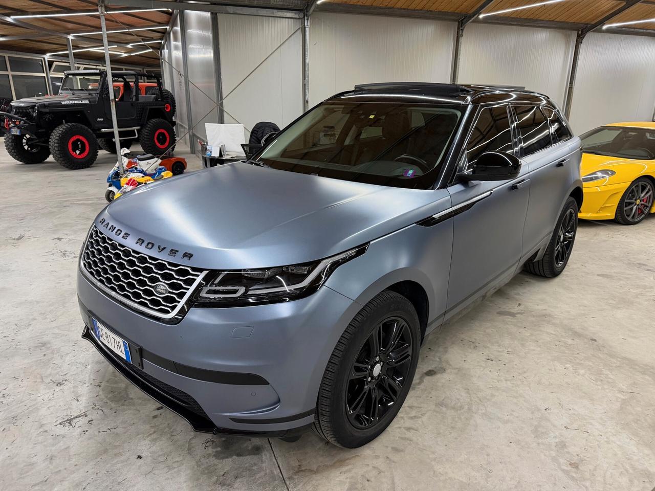 Range Rover Velar 2.0d 240 CV - FULL OPTIONAL - GARANZIA 24 MESI