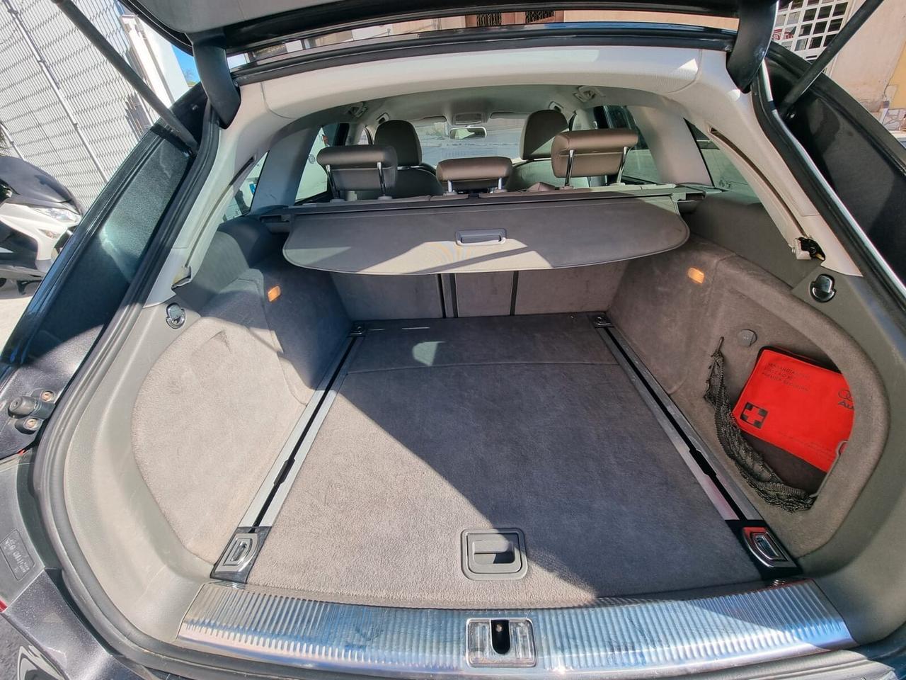 Audi A4 Avant 2.0 TDI 143CV F.AP. mult. Ambiente