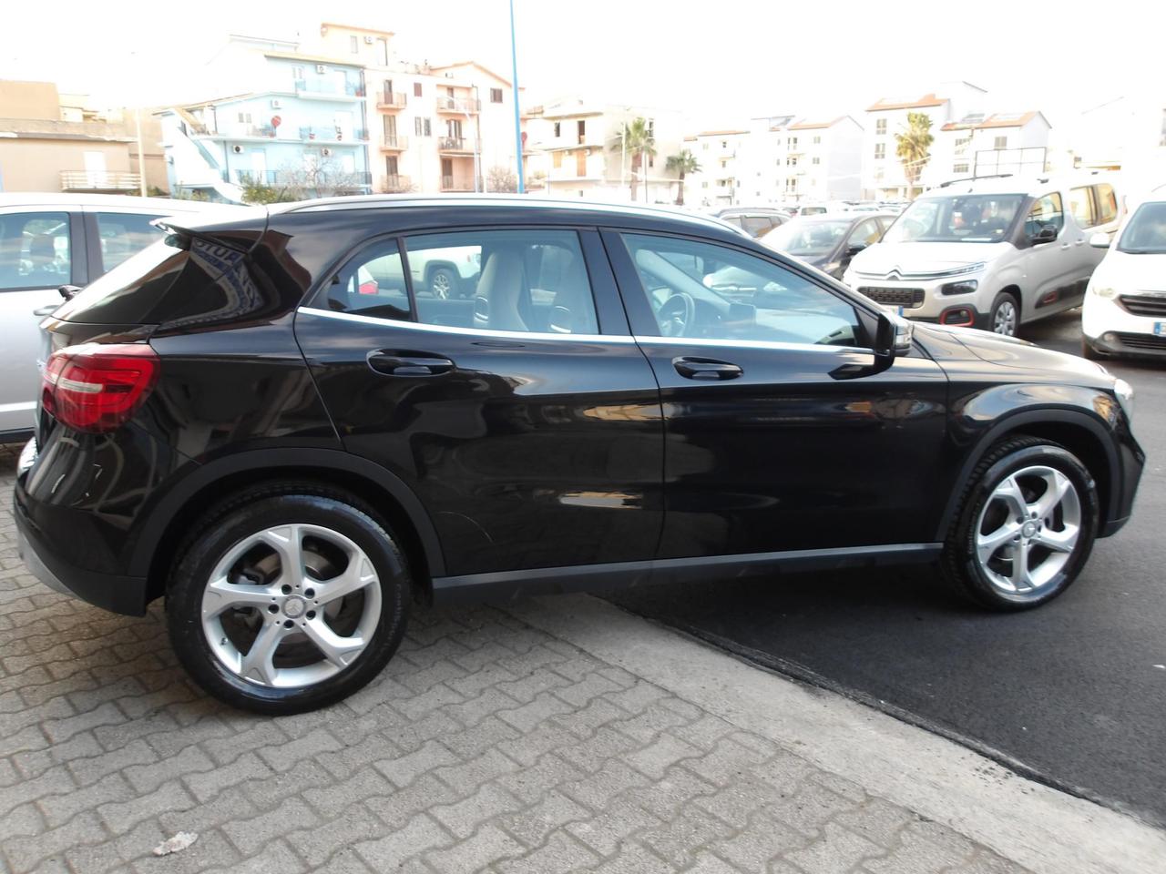 Mercedes GLA 200 d Sport auto