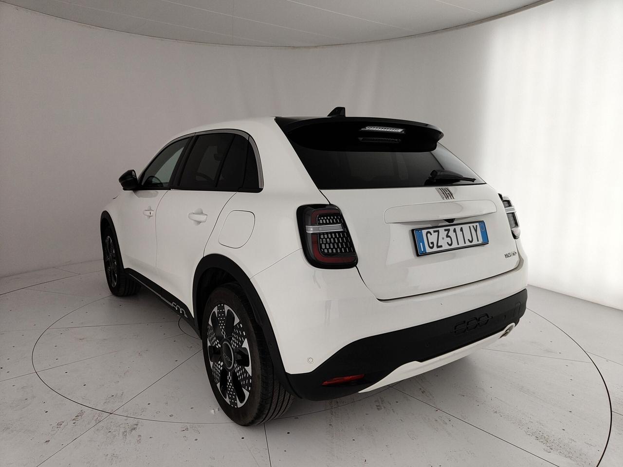 Fiat 600 Hybrid 110 CV DCT MHEV La Prima