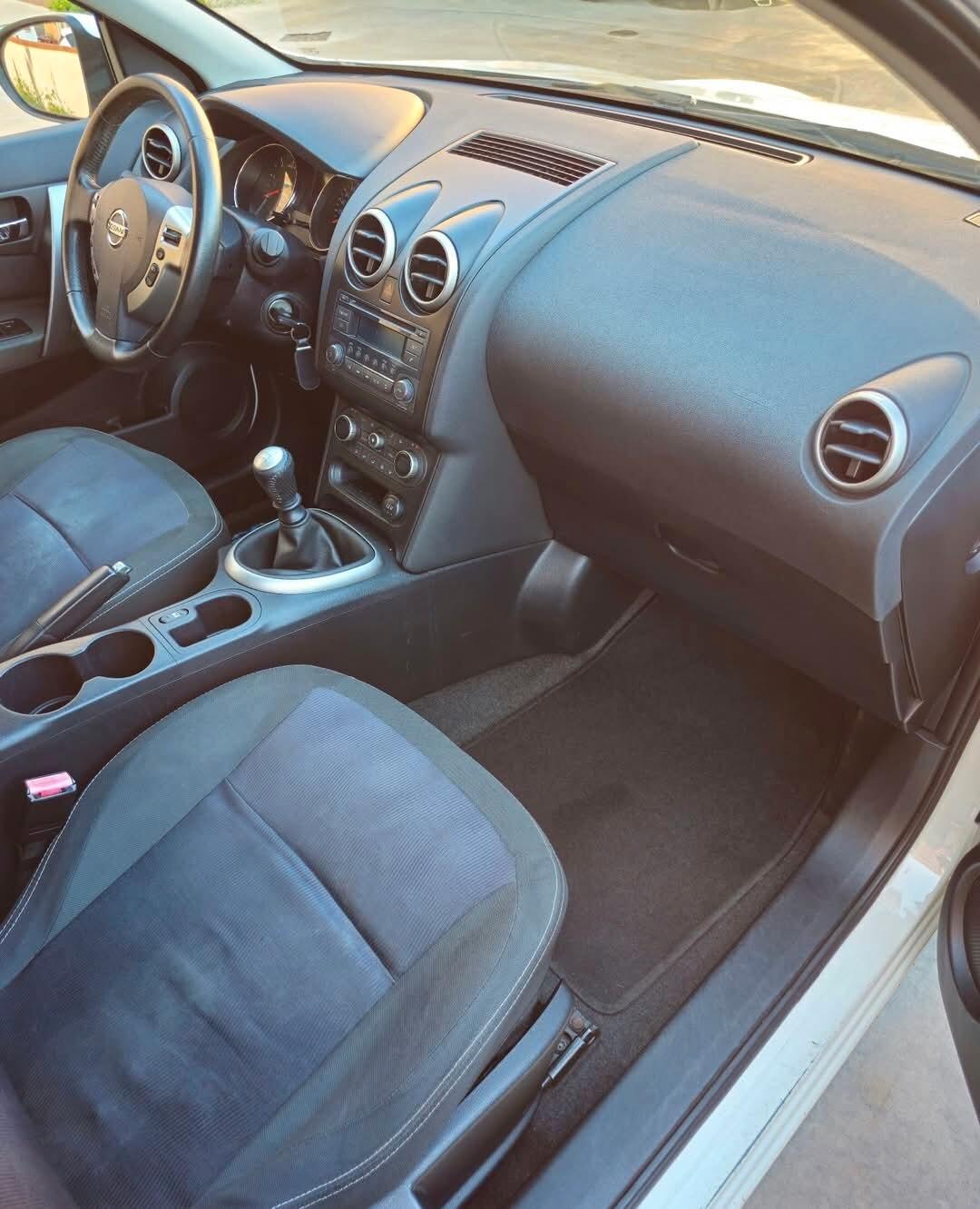 Nissan Qashqai 1.5 dCi DPF Tekna