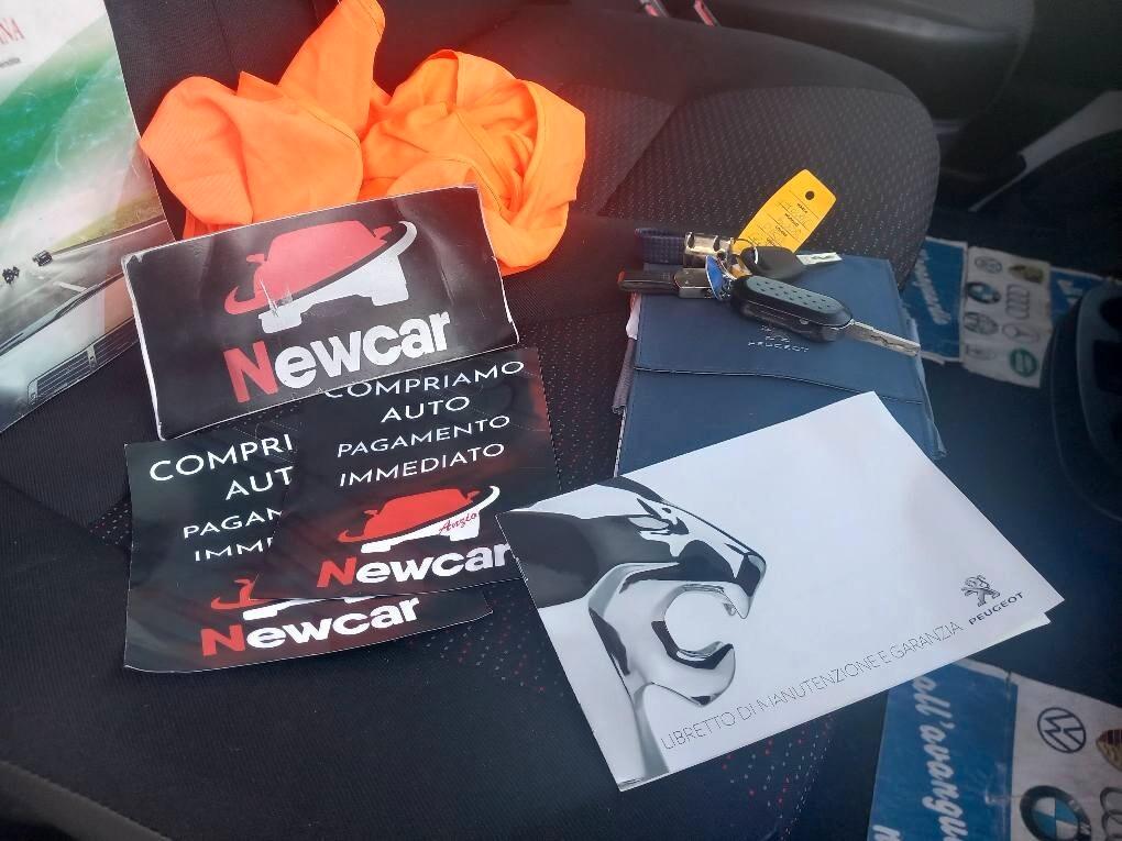 Peugeot Boxer 330 2.2 BlueHDi 140 S&S PC-TN Furgone