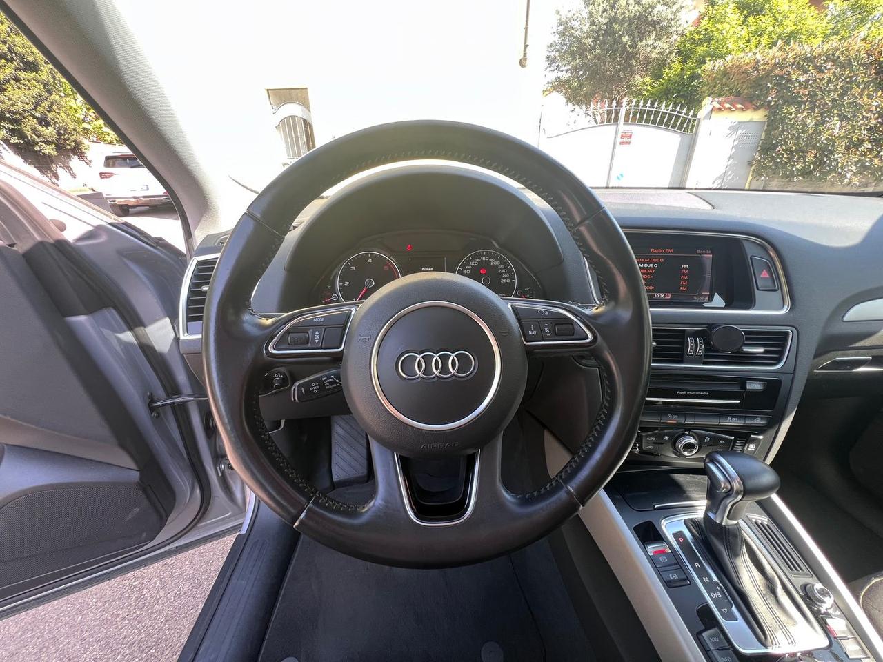 Audi Q5 2.0 TDI Advanced #10692