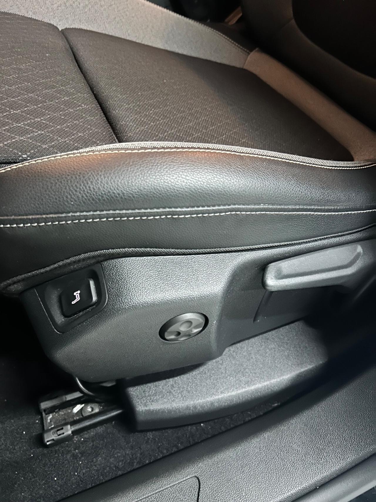 Opel Grandland 1.5 diesel Ecotec aut. 06/2022