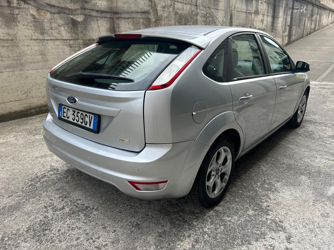 Ford Focus 1.6 TDCi (110CV) 5p. Tit. DPF