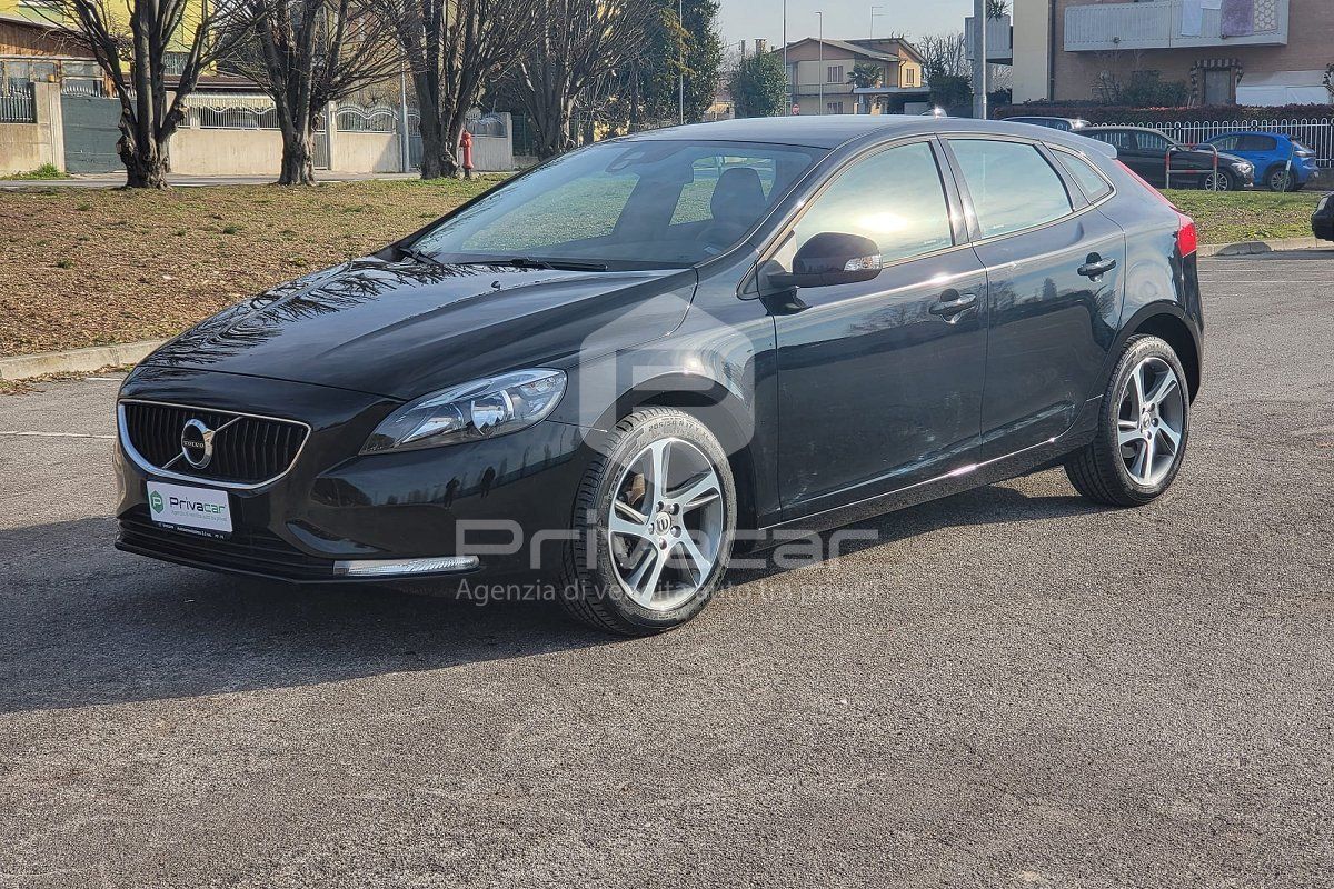 VOLVO V40 D2 &#x27;eco&#x27; Business