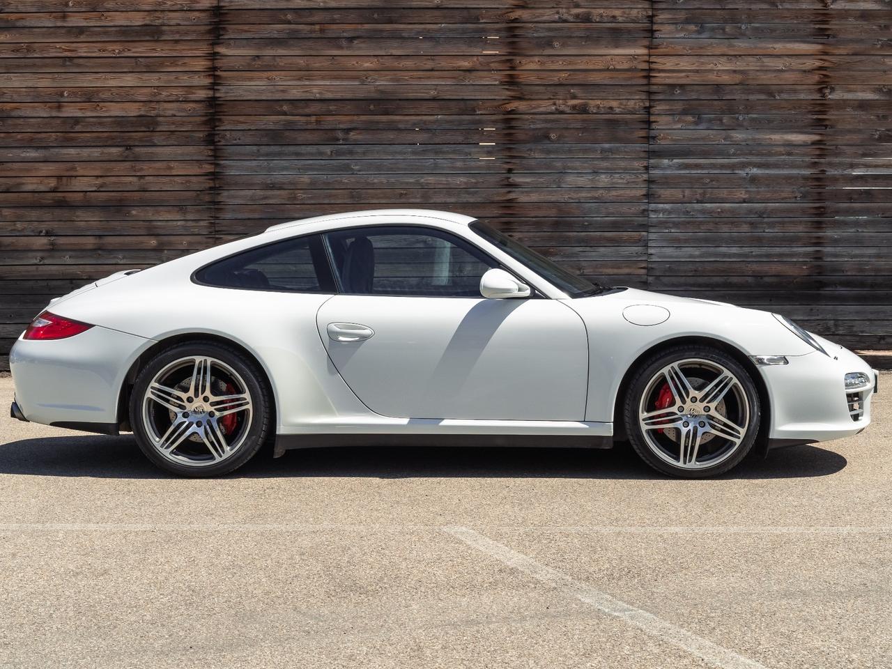 Porsche 911 Carrera 4S Coupé