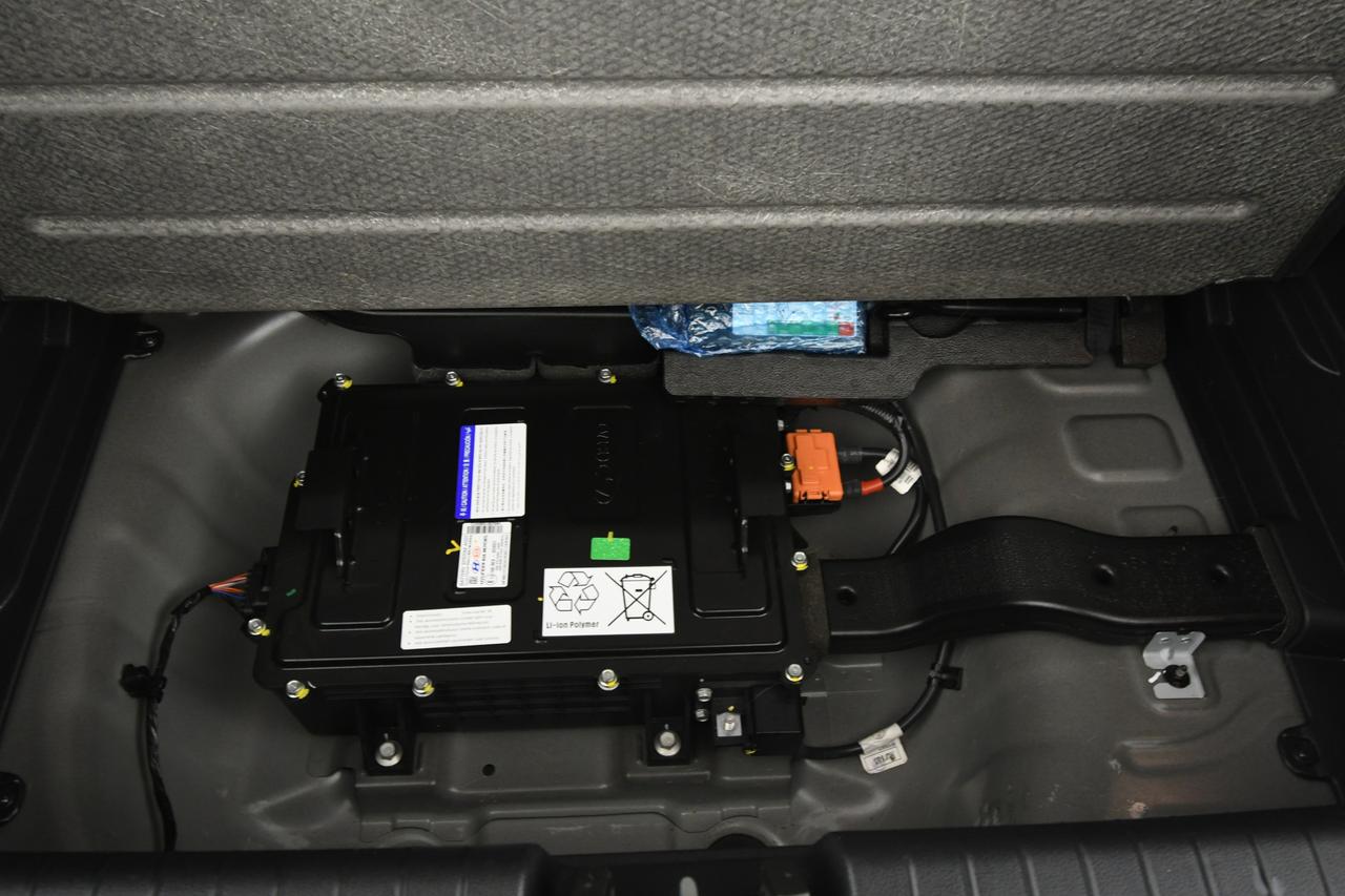 HYUNDAI i20 1.0 t-gdi 48V Bose Techno Pack imt NEOPATENTATI+CAMERA