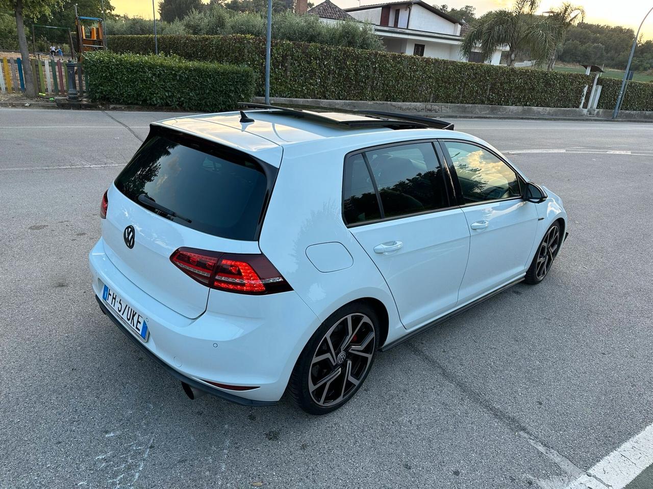 Volkswagen Golf GTD 2.0 TDI DSG 5p. BlueMotion Technology