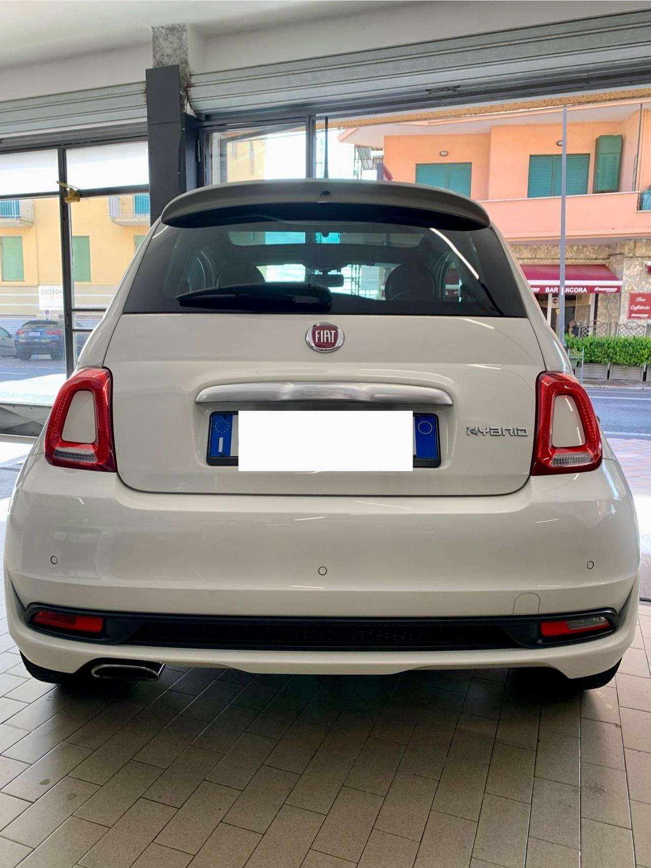 Fiat 500 1.0 Hybrid Rockstar