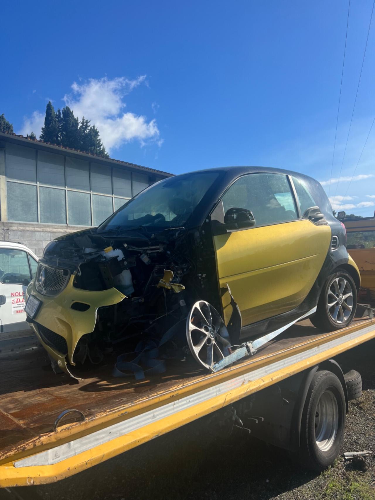 Smart ForTwo 70 1.0 benzina cambio automatico 2019