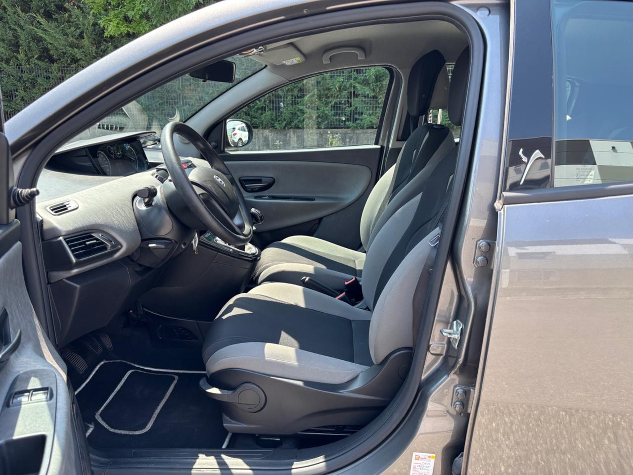 Lancia Ypsilon 1.2 69 CV GPL, VALIDO FINO AL 2036, UNI PRO