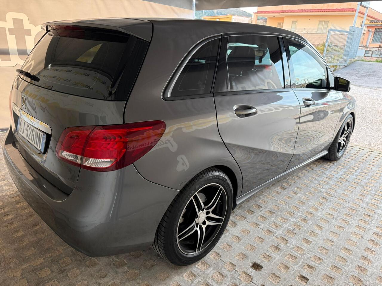 Mercedes-benz B 180 d Business