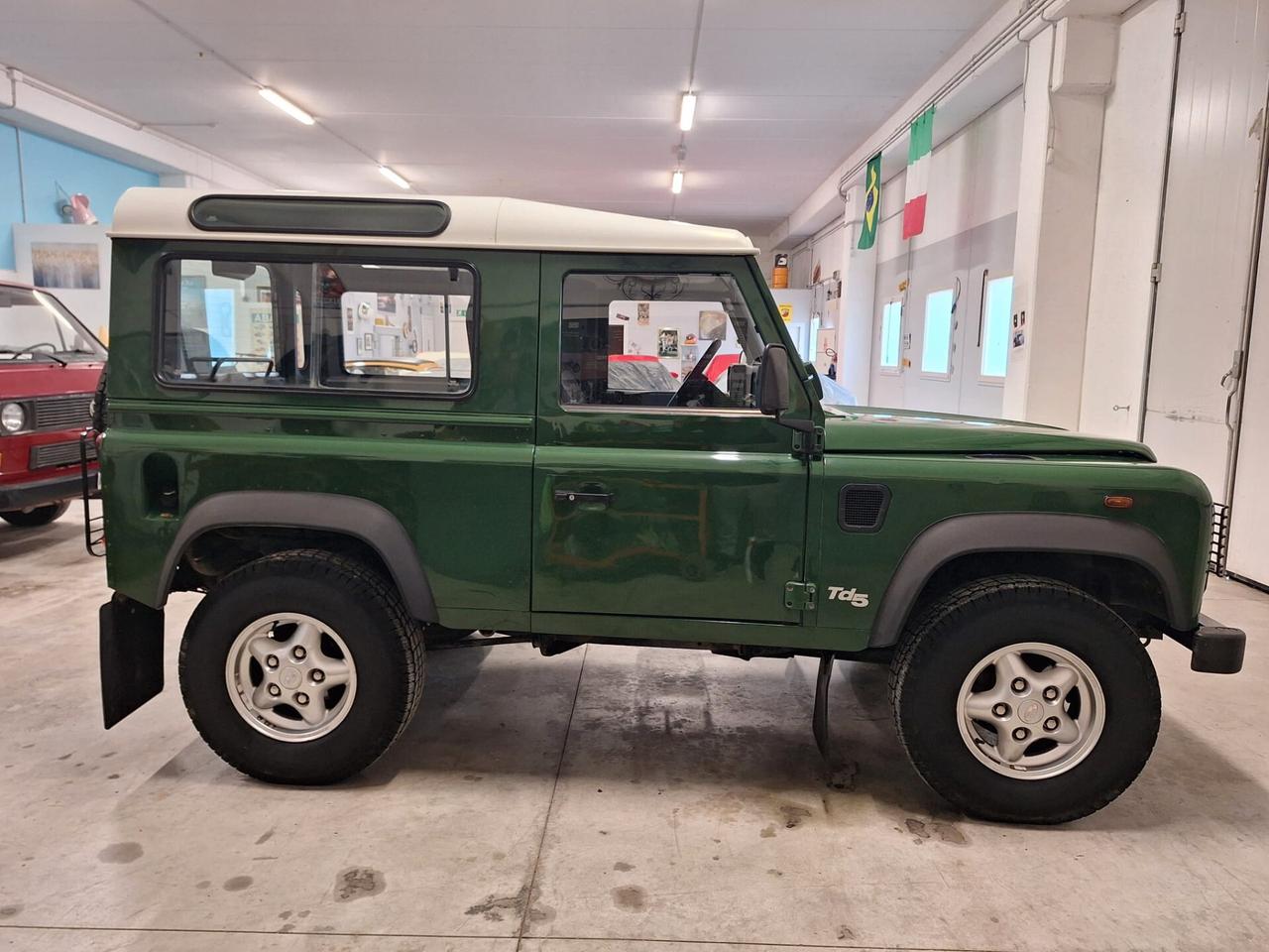 Land Rover Defender td5