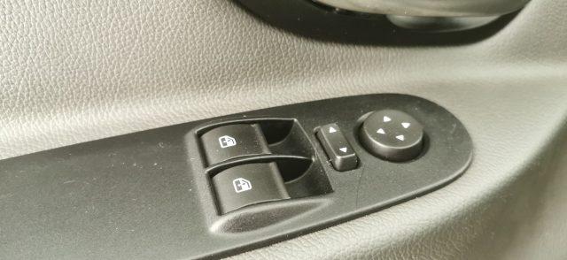 LANCIA Ypsilon 1.2 69 CV 5 porte Gold