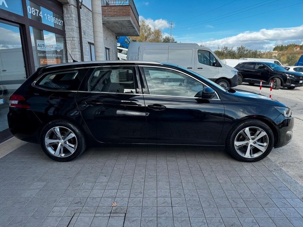Peugeot 308 BlueHDi 120 S&S SW Allure