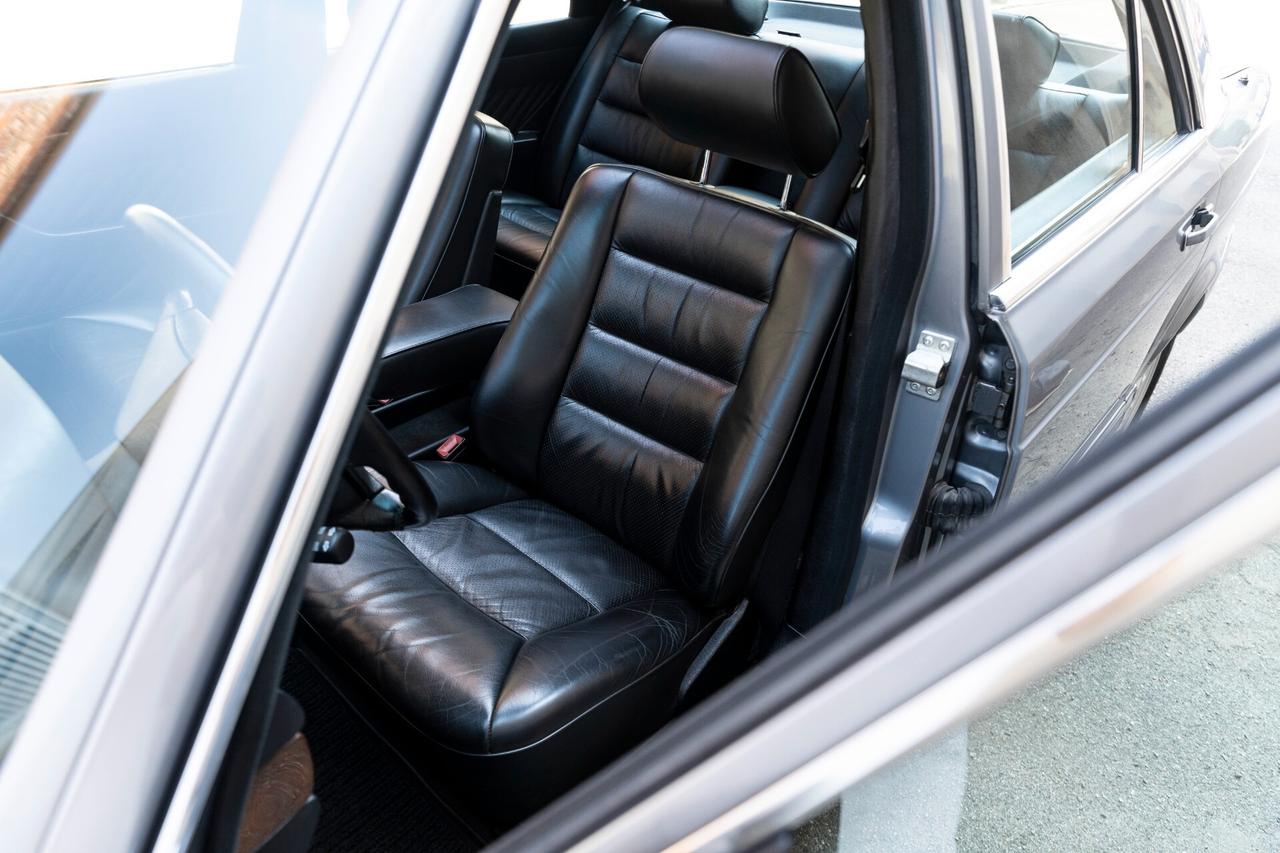 Mercedes-benz S 300 SE W126* Targa MI Originale* KM Certificati* Condizioni da Showroom!