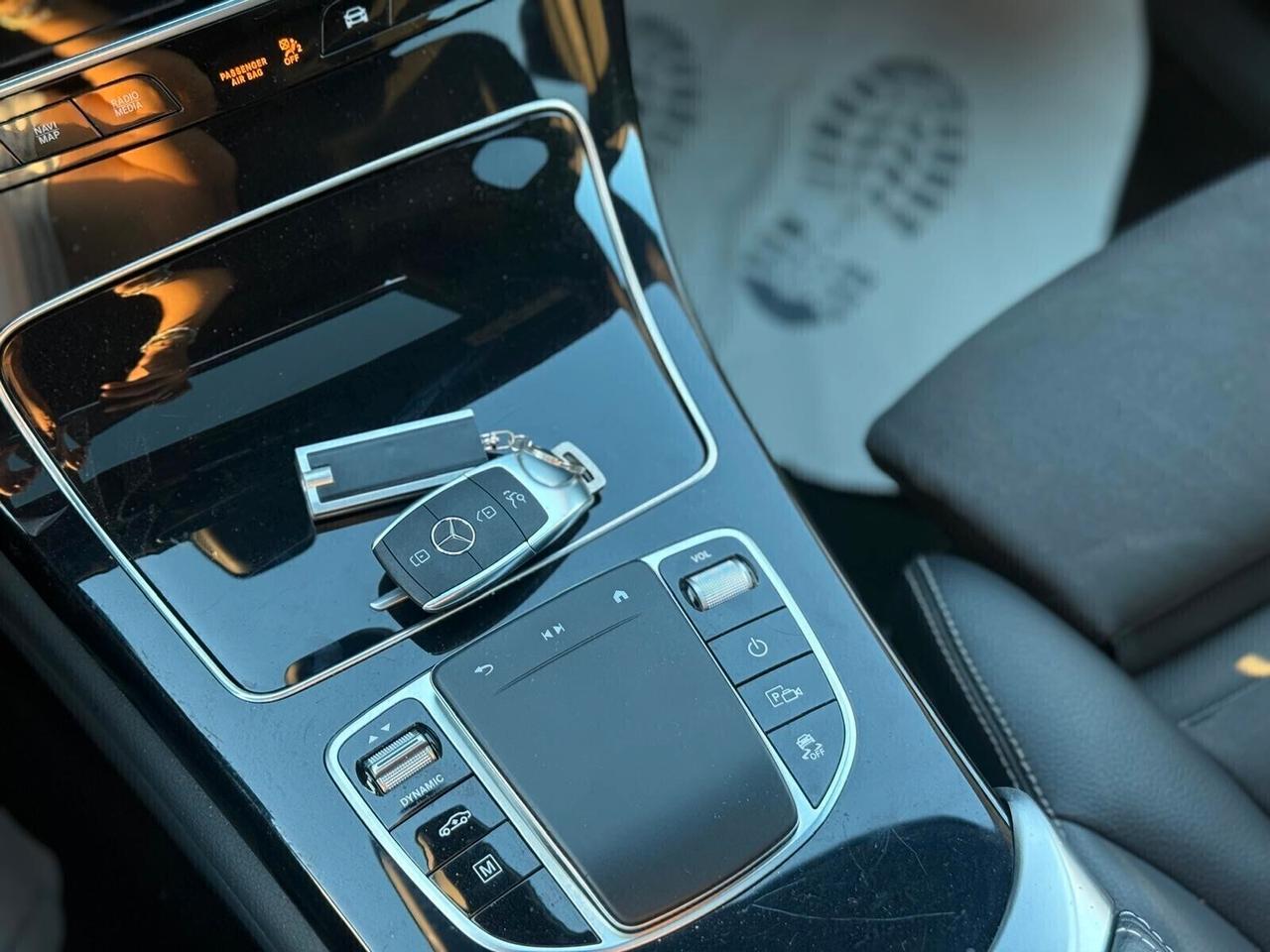 GLC Coupé 300 de 4Matic 306cv Premium AMG Tetto Pedane