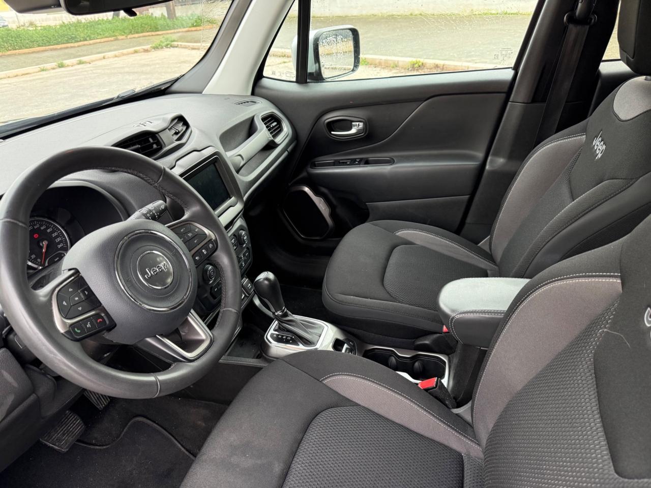 Jeep Renegade 1.5 Turbo T4 MHEV Limited