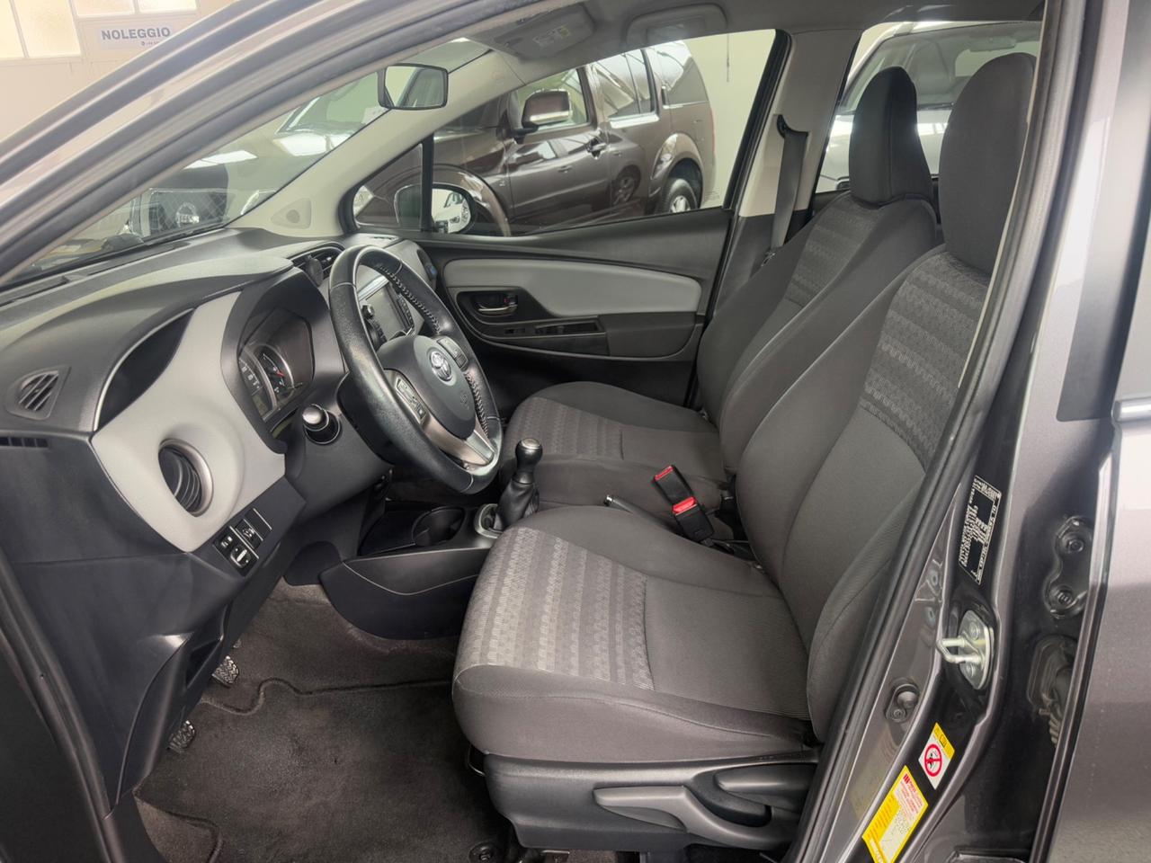 Toyota Yaris 1.0 5 porte Lounge ok neopatentati