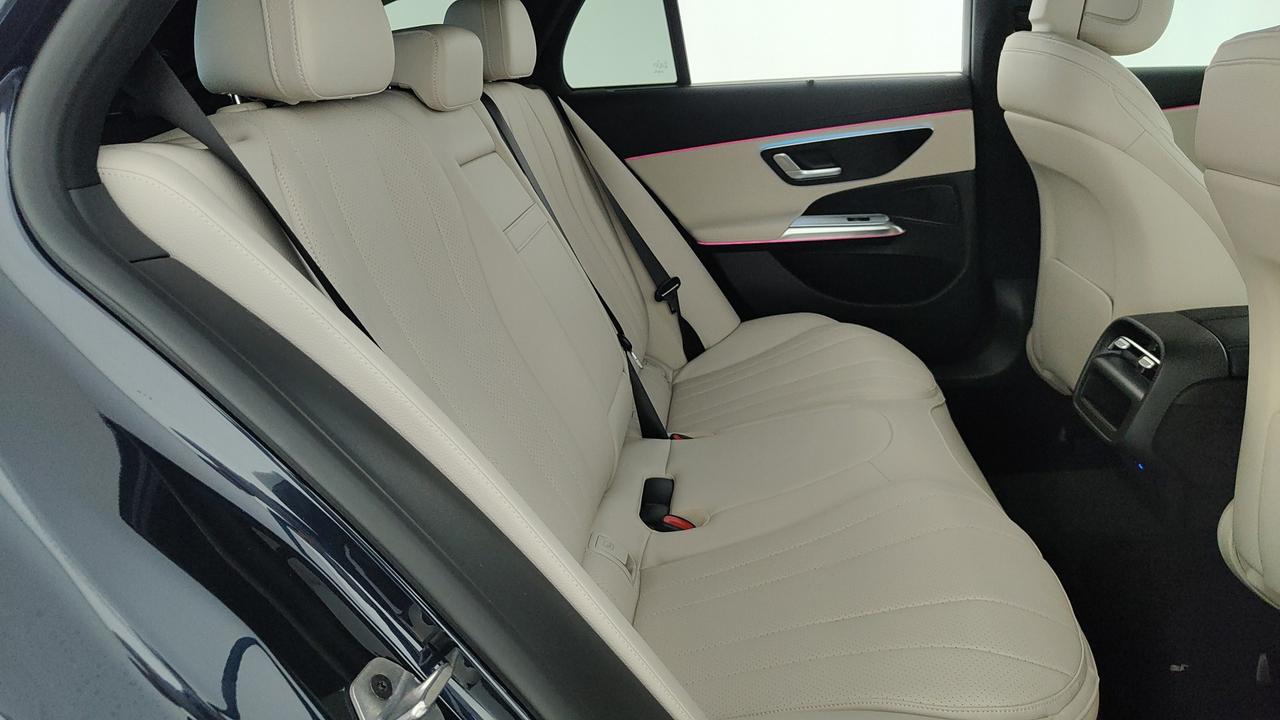 Mercedes-Benz E 220 d 4MATIC Station Wagon