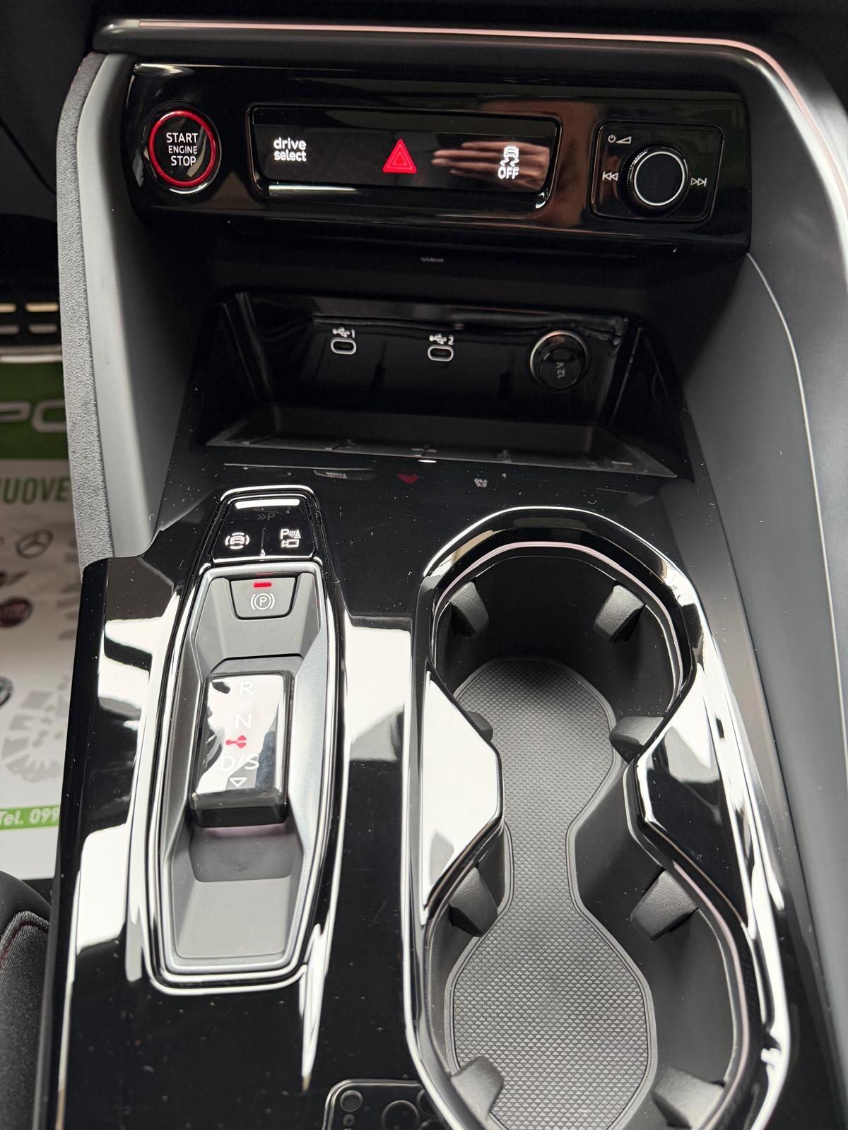 Audi Q5 SPB 40 TDI quattro S tronic Identity Black