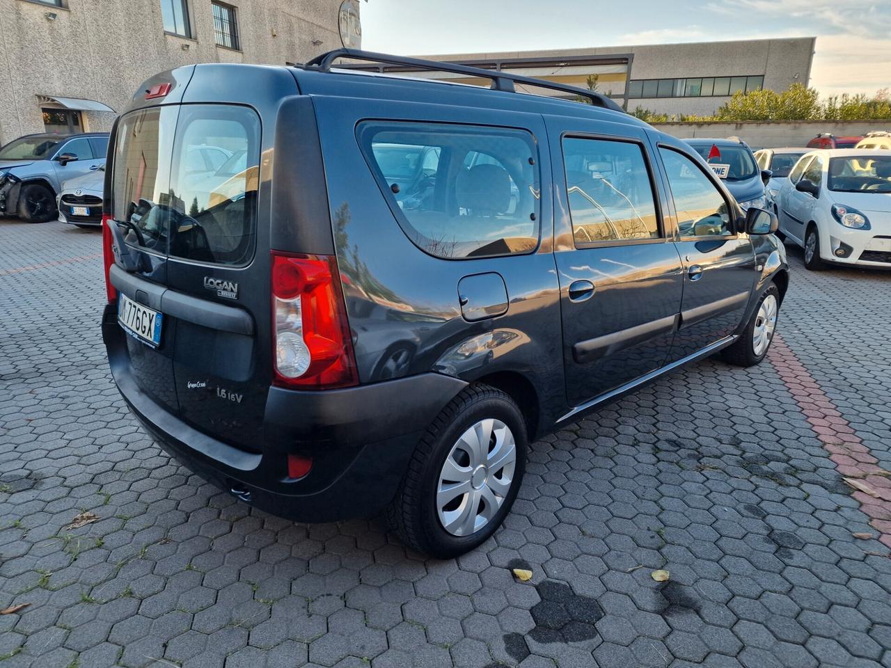 Dacia Logan 1.6 benzina 105cv 7 POSTI