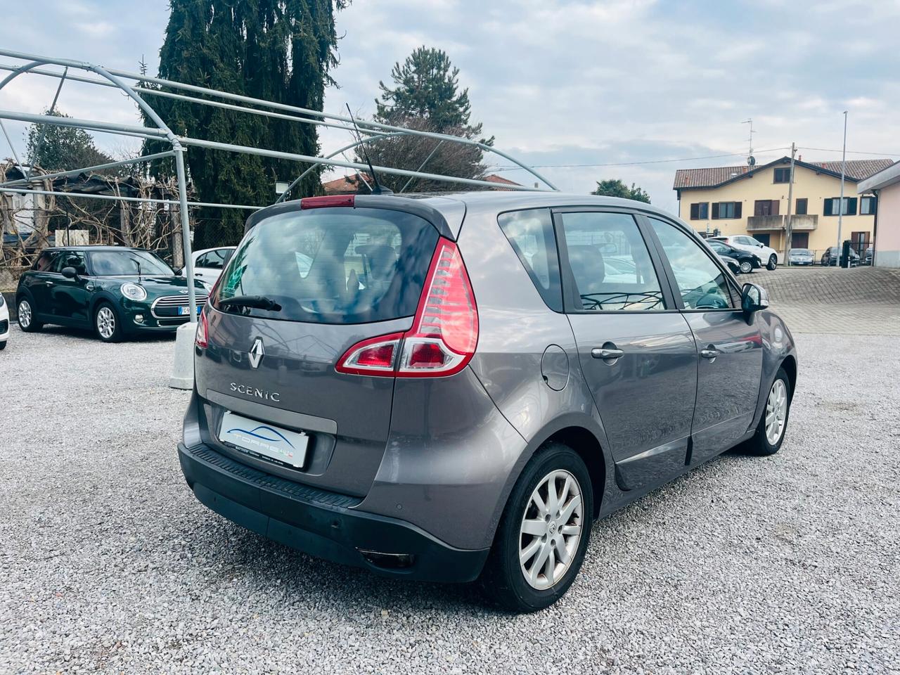 Renault Scenic X-Mod 1.6 Attractive