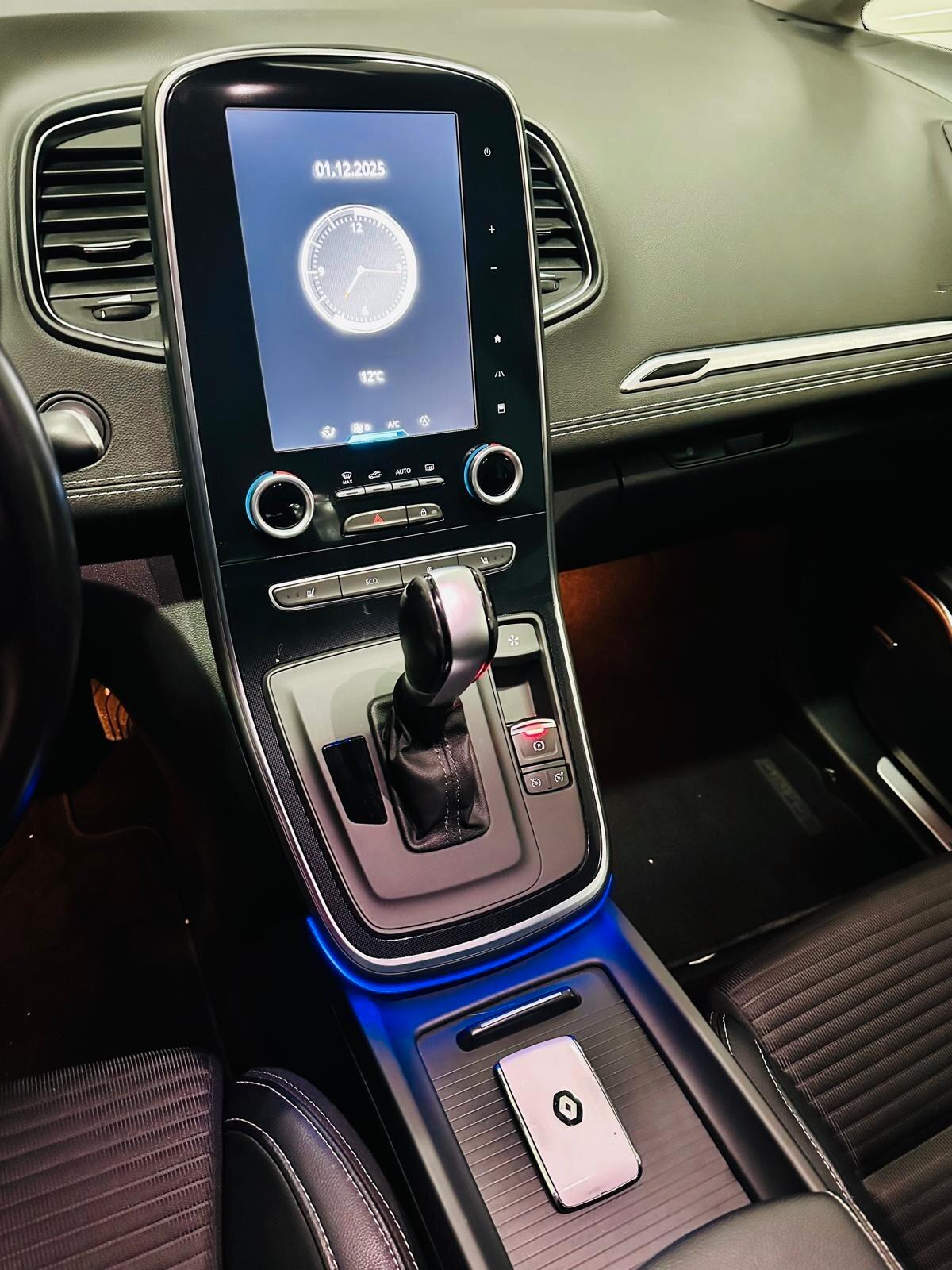 Renault Grand Scenic dCi 110 CV EDC Energy Intens BOSE Edition