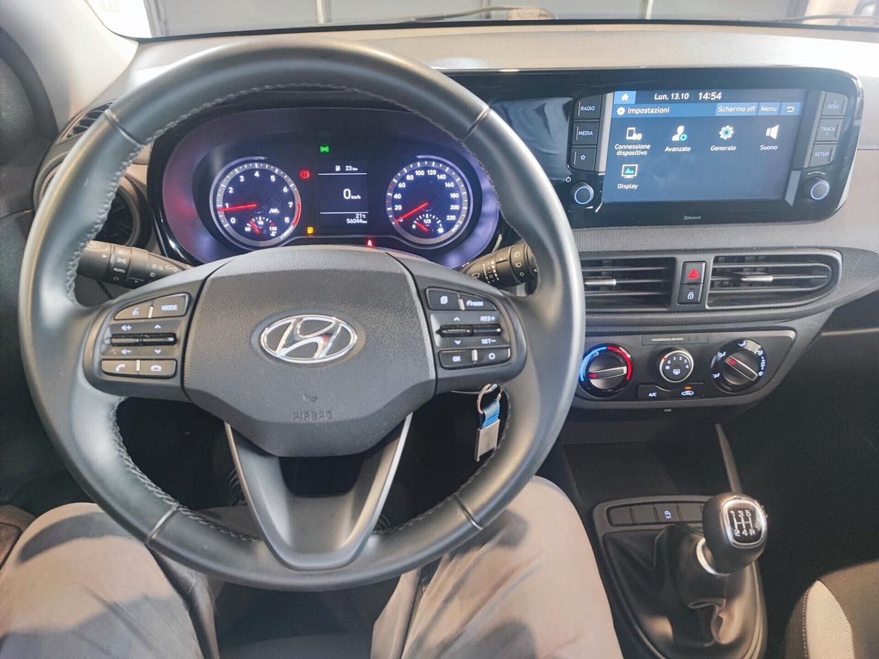 Hyundai i10 1.0 Prime • Navi 8” • CarPlay • Cerchi 16” • LED