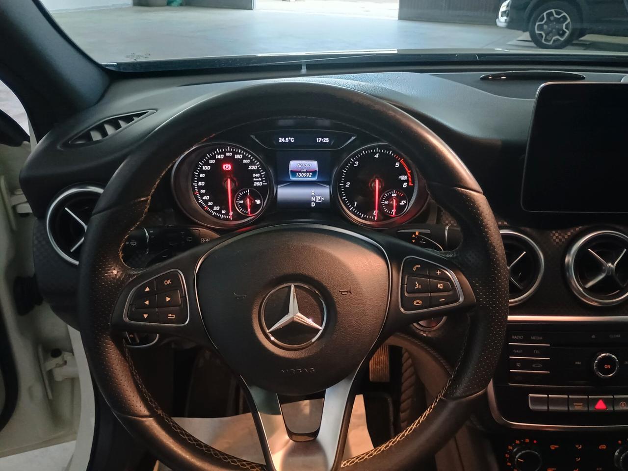 Mercedes-benz A 200 d Automatic Business