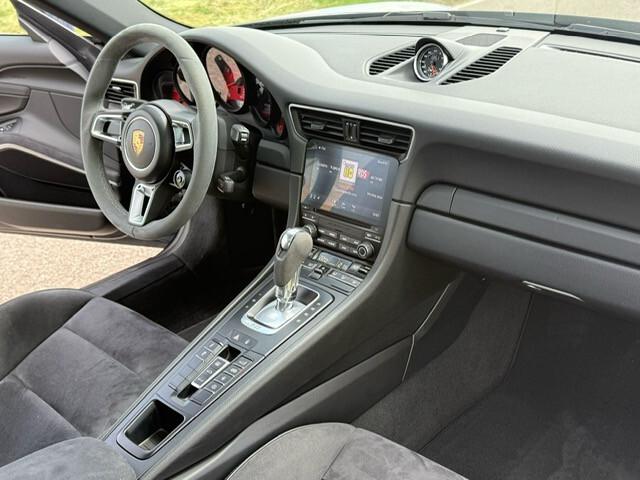 Porsche 991 3.0 Carrera 4 GTS Coupé