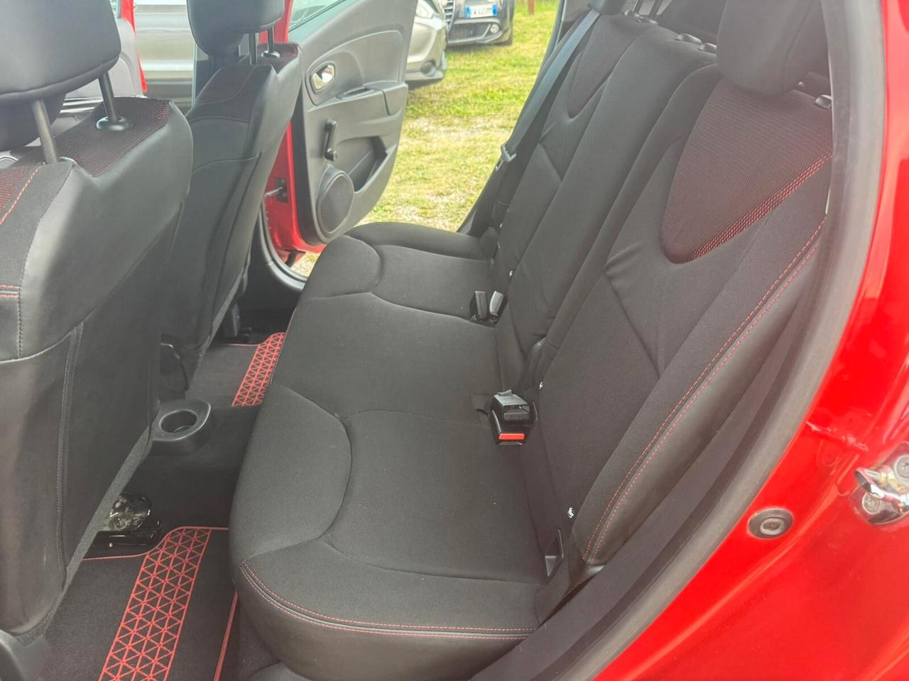 Renault Clio 1.2 75CV 5 porte 2013 SOLO 109.000 KM