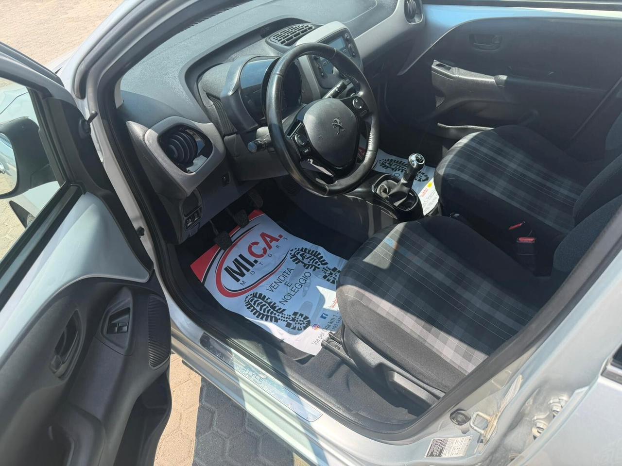 Peugeot 108 VTi 72 S&S 3 porte Allure