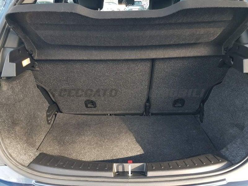 Lancia Ypsilon Ypsilon 1.0 firefly hybrid Silver s&s 70cv 5p.ti