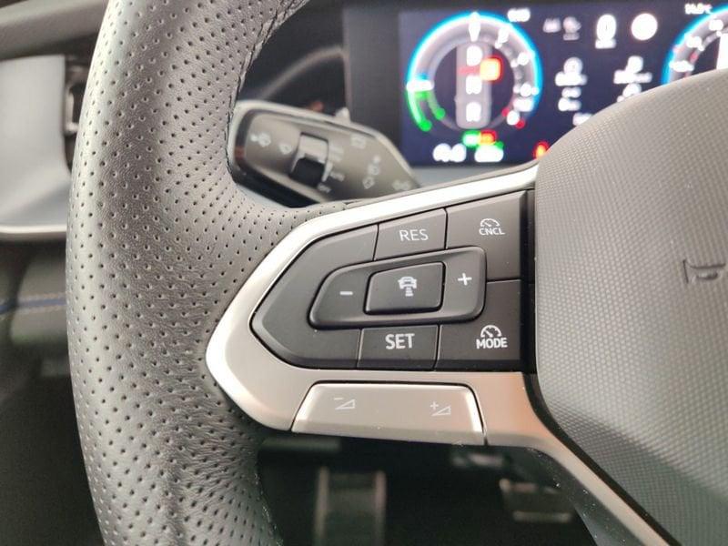 Volkswagen Tayron 1.5 TSI eHybrid DSG R-Line Plus