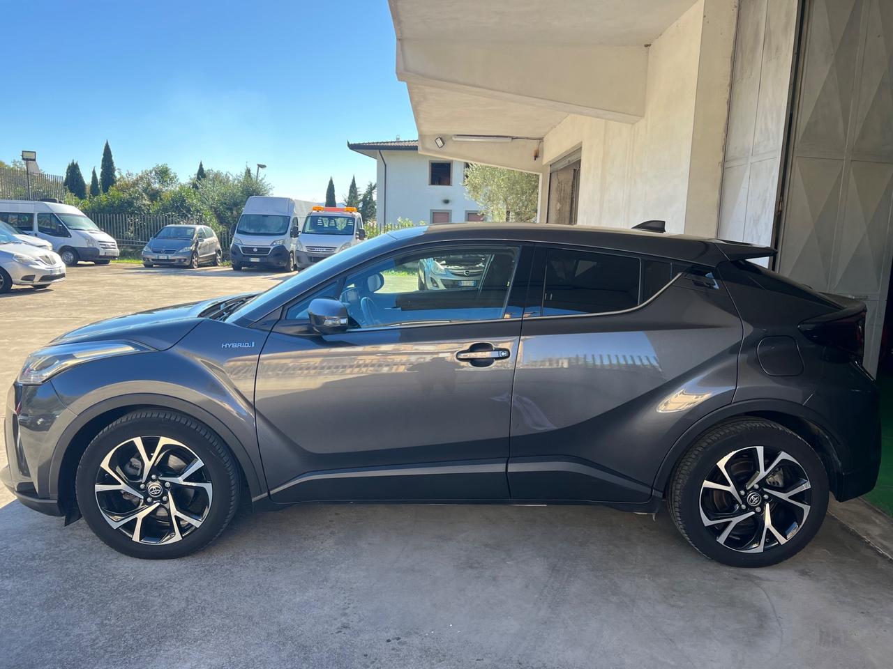 Toyota C-HR 1.8 Hybrid E-CVT Business