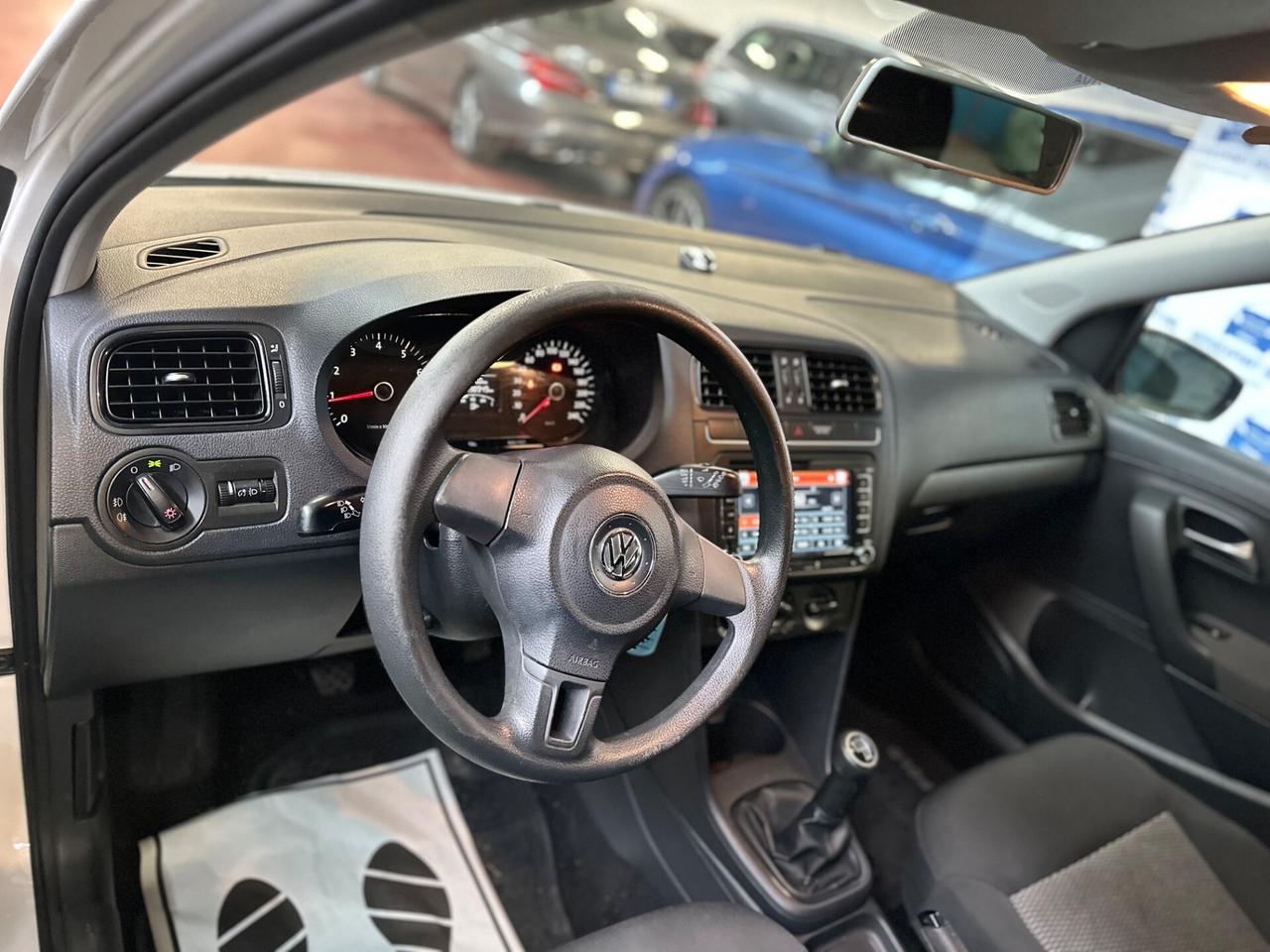 Polo 1.2 5 porte/benzina /tagliandi certificati/ neopatentati