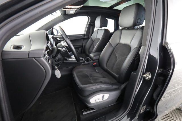 PORSCHE Macan Macan