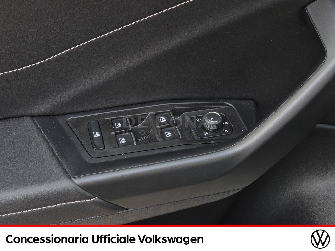 Volkswagen T-Roc 1.5 tsi r-line dsg